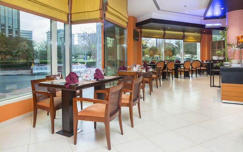 Pearl City Suites By Gemstones