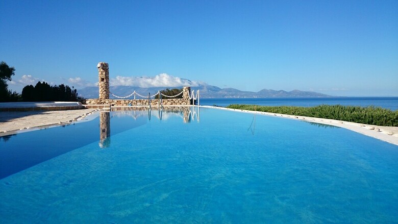 Blue Caves Villas