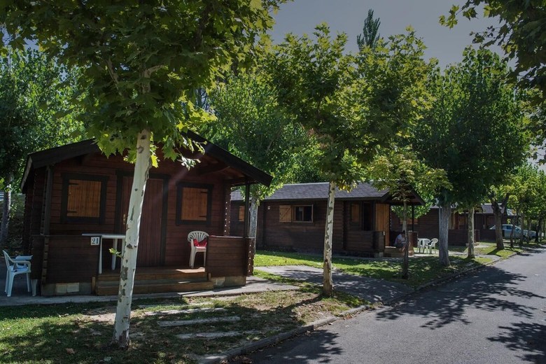Camping & Bungalows Lig�erre de Cinca