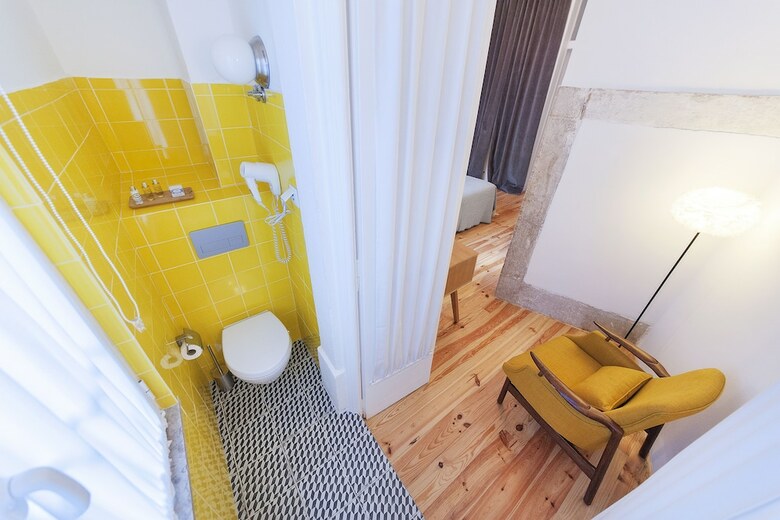 Hotel Cheese & Wine Suites