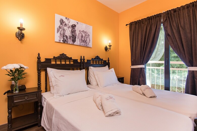 Theatro Hotel Odysseon