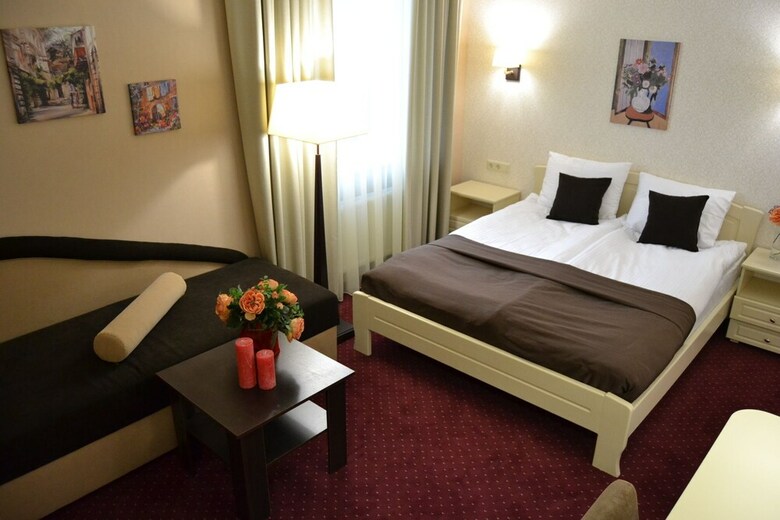 Ajur Hotel