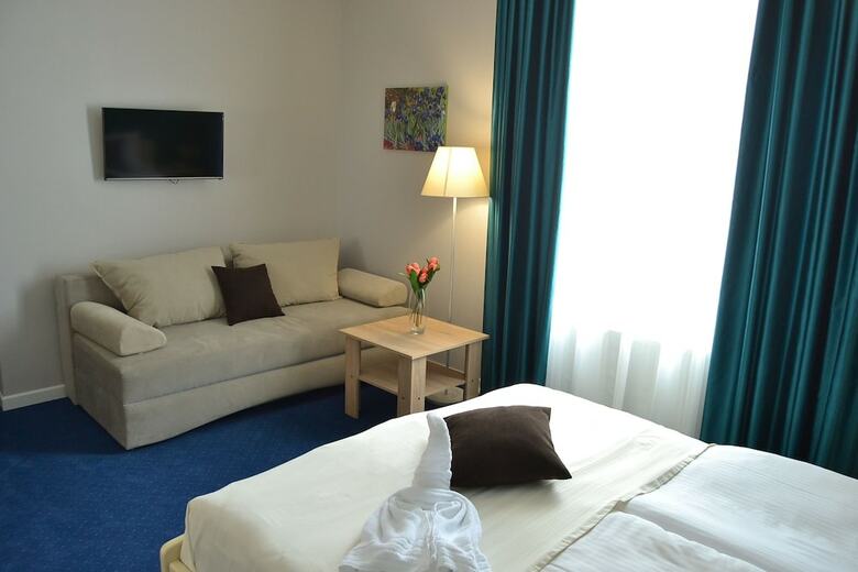 Ajur Hotel