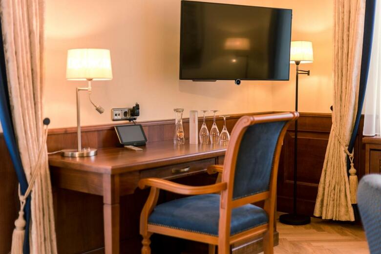 Hotel & Gastst�tte Zum Erdinger Wei�br�u