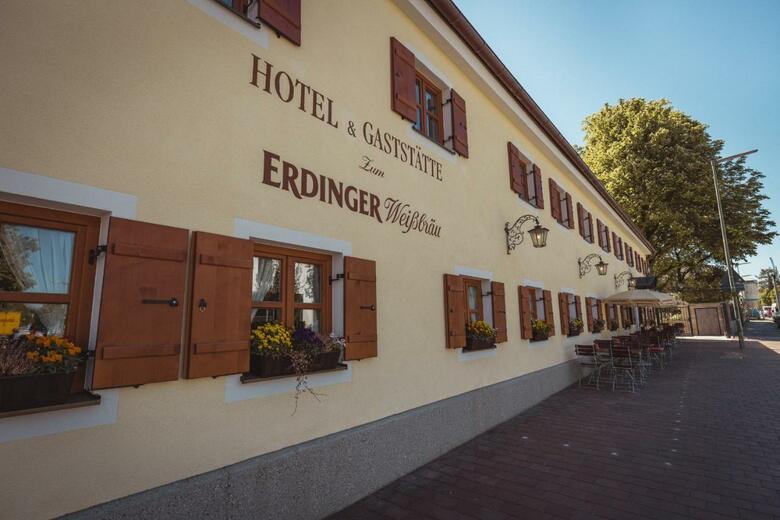 Hotel & Gastst�tte Zum Erdinger Wei�br�u