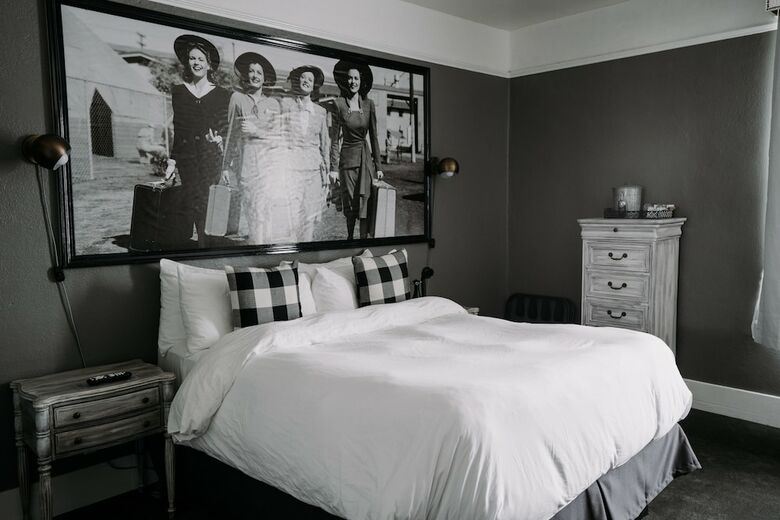 Hood River Hotel