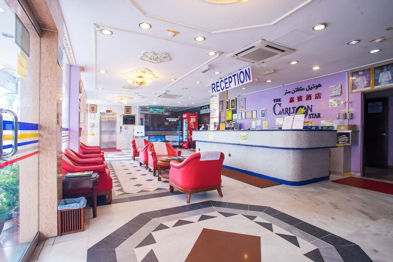 Oyo 89580 Carlton Star Hotel