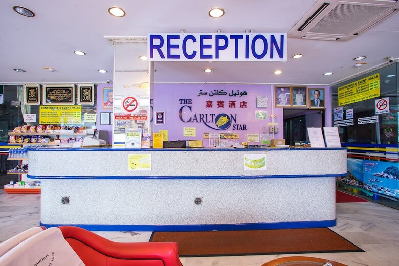 Oyo 89580 Carlton Star Hotel