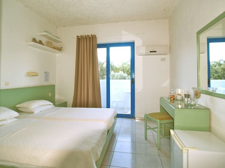 Nathalie Hotel