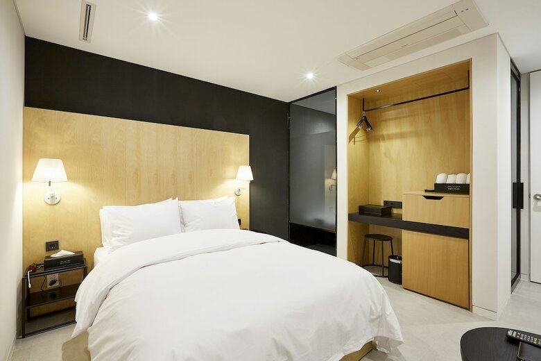 Hotel The Artist Yeoksam