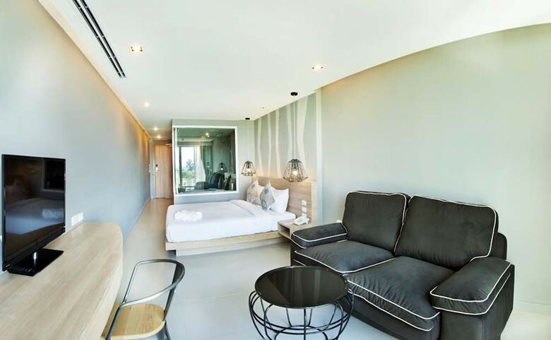 Ratana Patong Beach Hotel By Shanaya