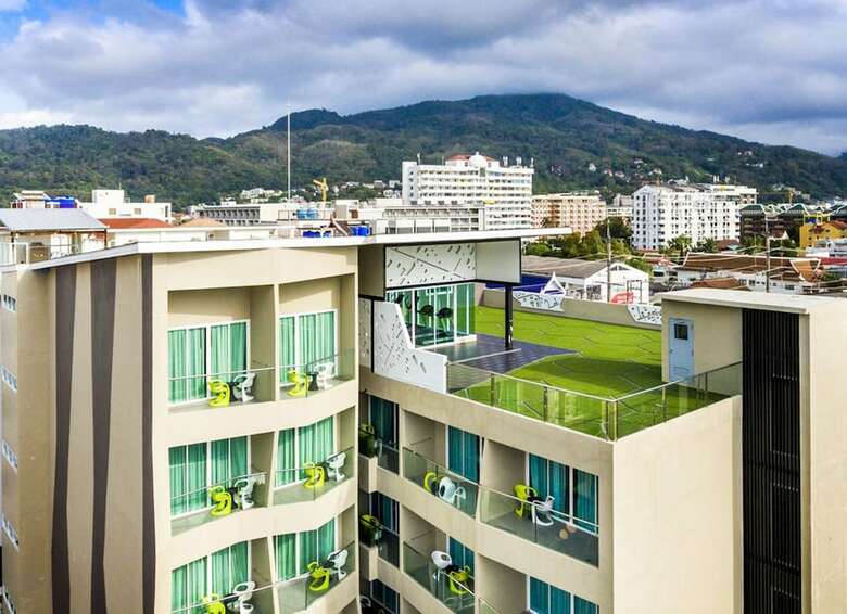 Ratana Patong Beach Hotel By Shanaya