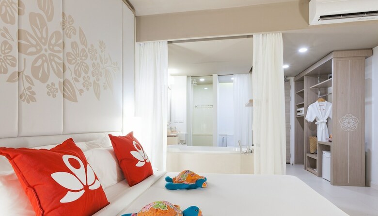 Hotel Zen Premium Soi Naiyang 2