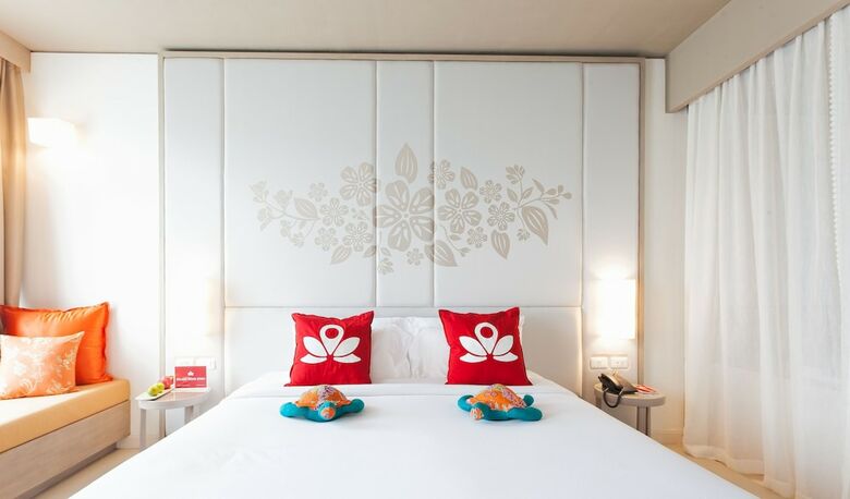 Hotel Zen Premium Soi Naiyang 2
