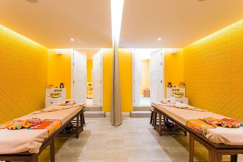 Hotel Zen Premium Soi Naiyang 2