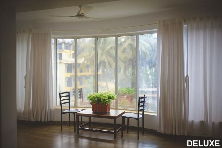 Hotel White House Beach Resort