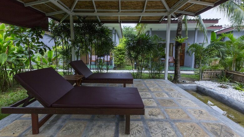 Hotel Again At Naiharn Beach Resort