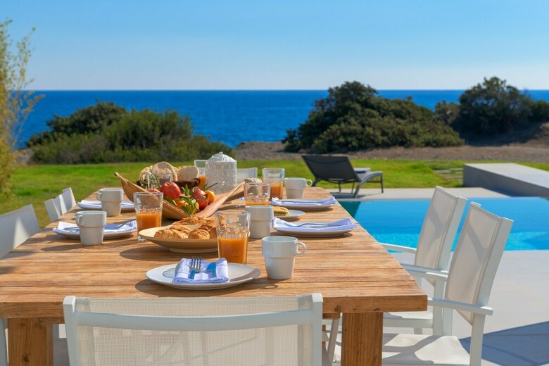 Albatross Beach Front Villas