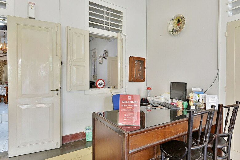 Hotel Zen Rooms Panembahan Kraton
