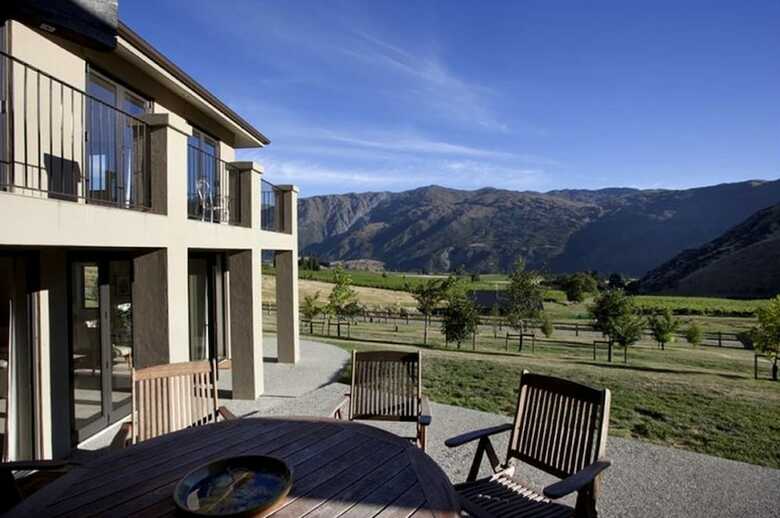 Bed & Breakfast Gibbston House