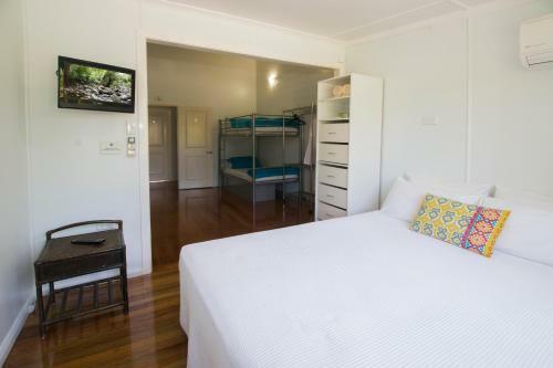 Hostal Hillcrest Guest House