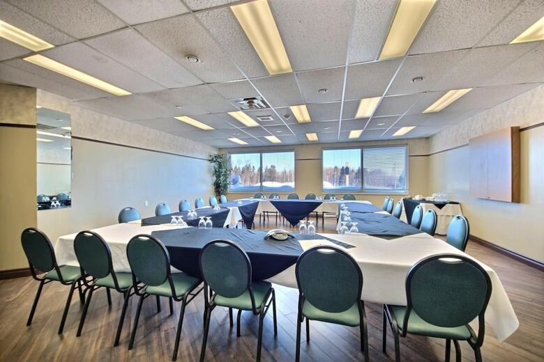 Hotel Chateau Roberval