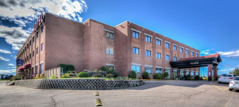 Hotel Chateau Roberval
