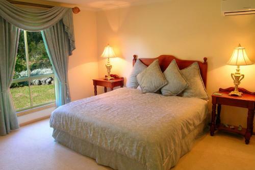 Bed & Breakfast Carolynnes Cottages