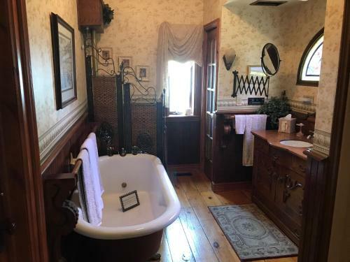 Bed & Breakfast Vinifera, The Inn On Winery Row