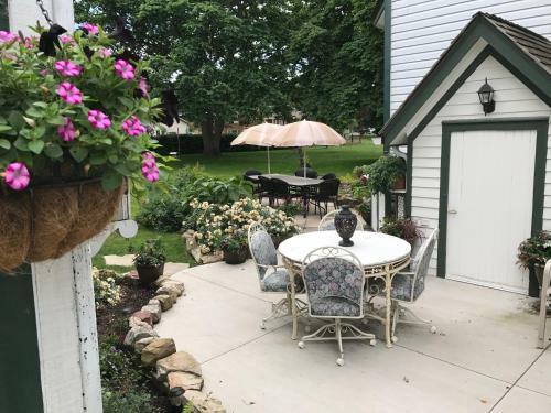 Bed & Breakfast Vinifera, The Inn On Winery Row