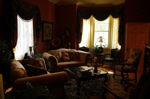 Bed & Breakfast Vinifera, The Inn On Winery Row
