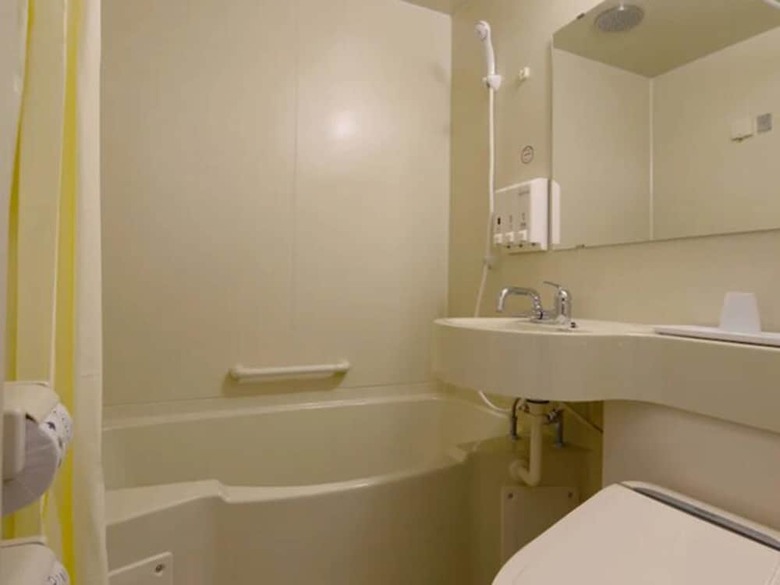 Hotel Toyoko Inn Osaka Namba Nippombashi