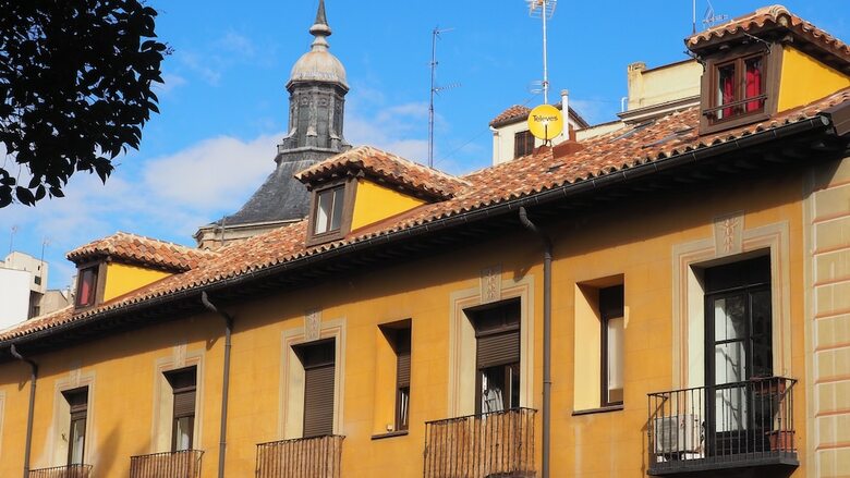 Apartment In Historical Building Madrid