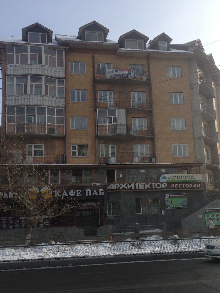 Hotel Sara's Guest House