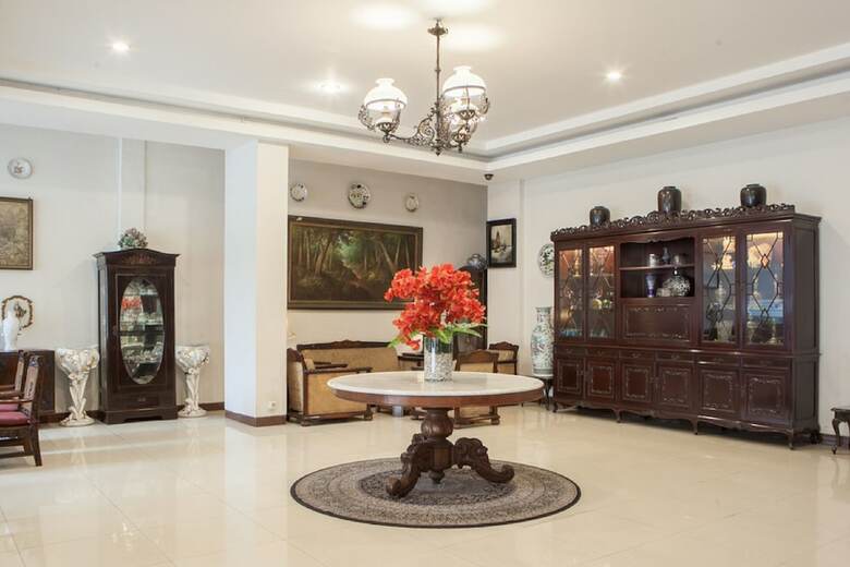 Hotel Reddoorz Near Trans Studio Mall 3