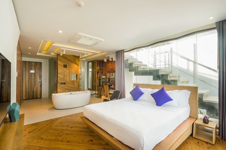 Hotel White Sand Samui Resort