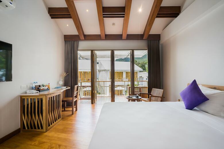 Hotel White Sand Samui Resort