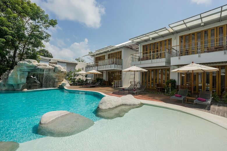 Hotel White Sand Samui Resort