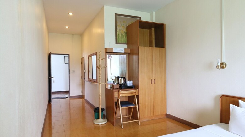 Hotel Baantip Suantong Resort