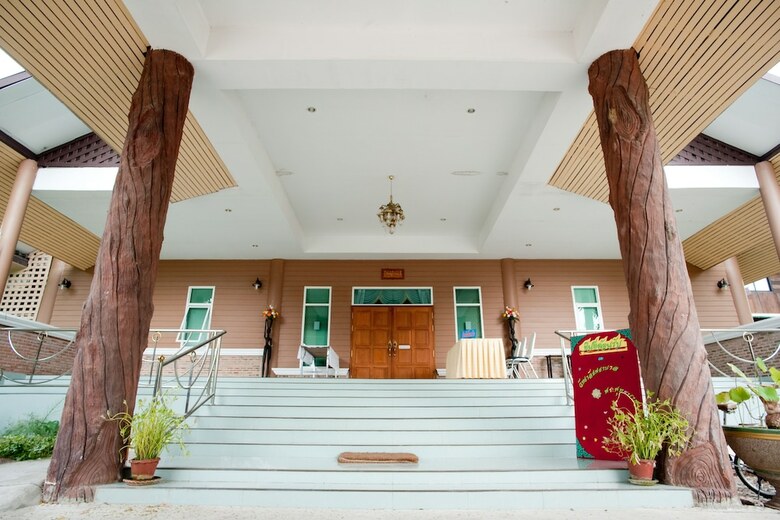 Hotel Baantip Suantong Resort