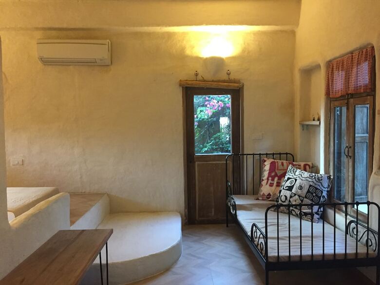 Hotel Pranberry Earth