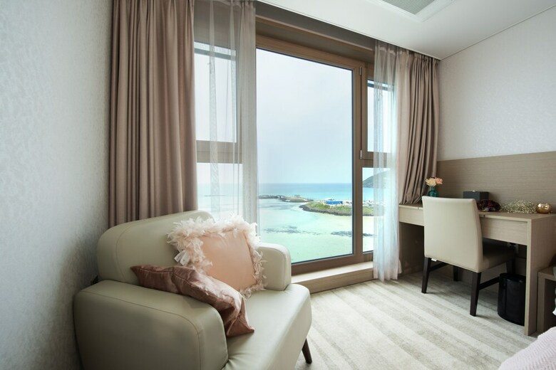 The Artstay Jeju Hamdeok - Hotel