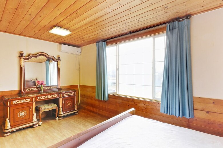Jeju 369