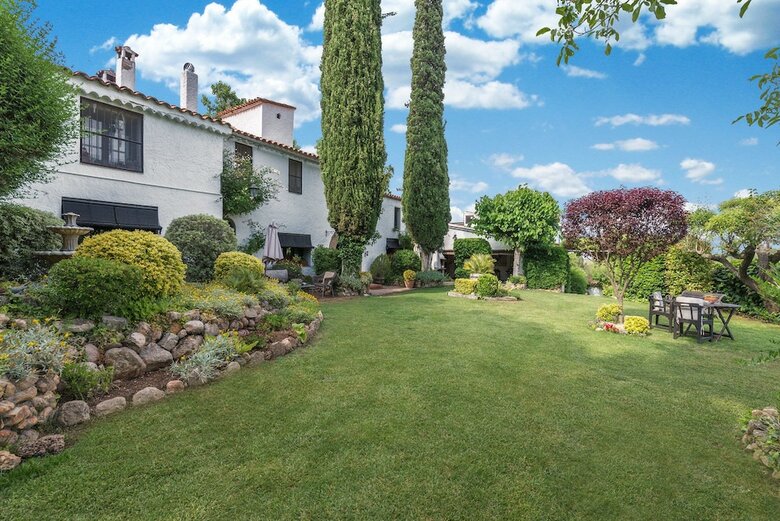 Hotel Comarquinal Bioresort Pened�s