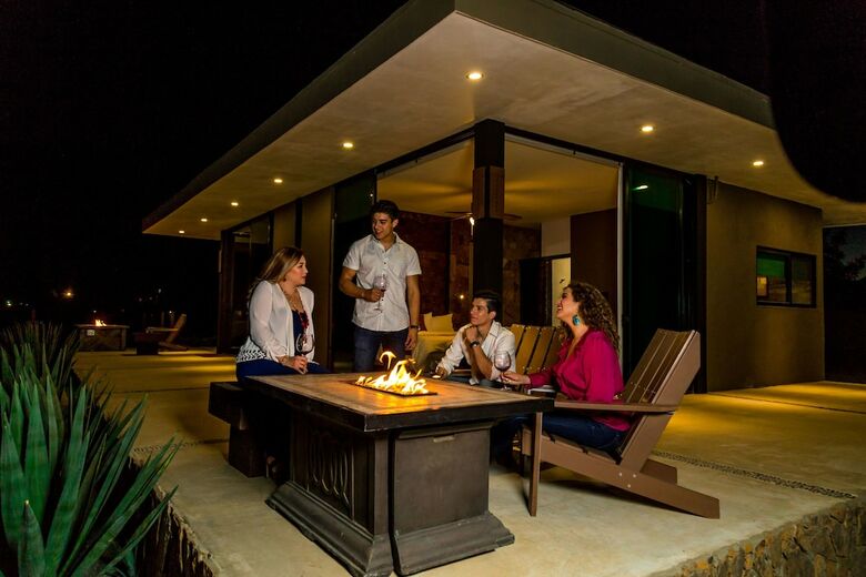 Hotel Entre Vi�edos