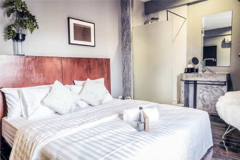 Hotel The Urban Room