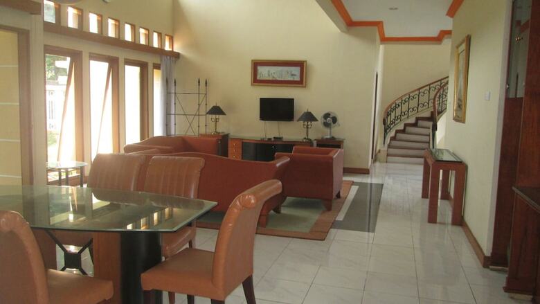 Villa Simply Homy Guesthouse Graha Puspa