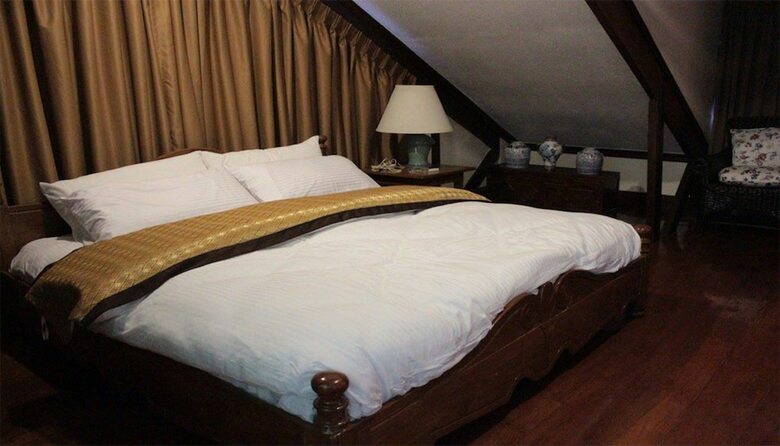 Hotel F8 Bed And Breakfast