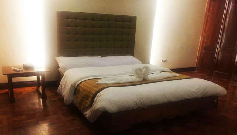 Hotel F8 Bed And Breakfast