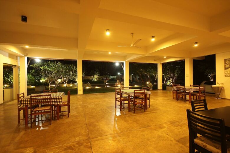 Hotel The Caribbean Gate Resort & Cafe